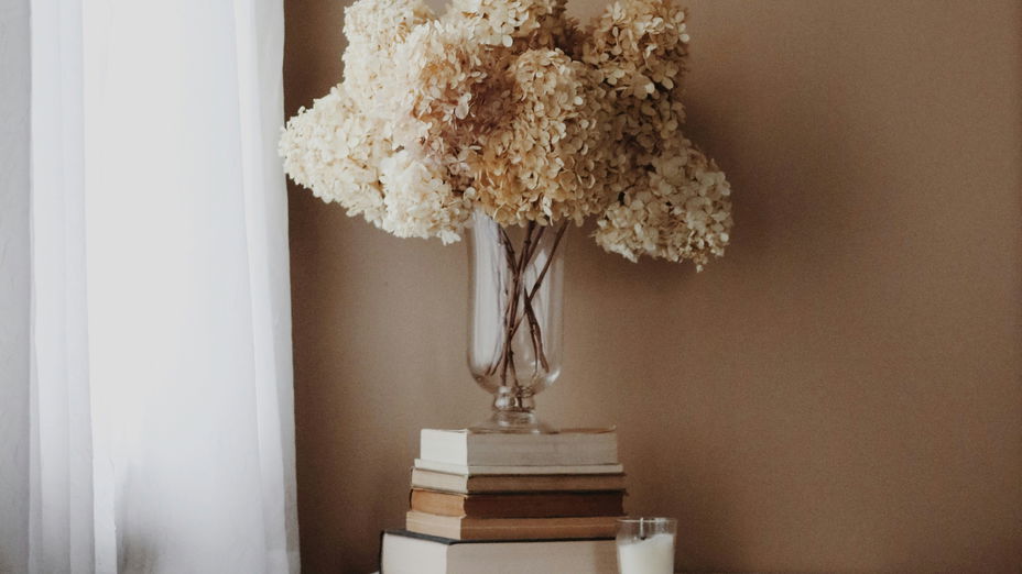 In der Herbst-Trendfarbe: 5 Deko-Pieces von H&M Home, die dein Zuhause sofort upgraden