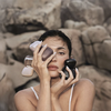 Aura-Booster: Kylie Jenner Cosmetics lanciert „Mood Stones” Parfum-Kollektion