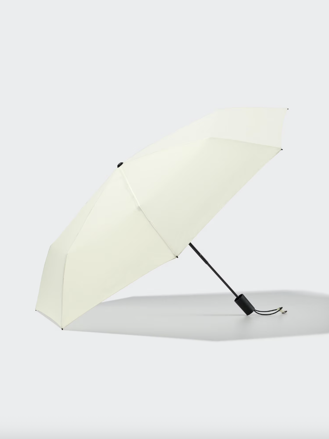 Uniqlo Sonnenschirm