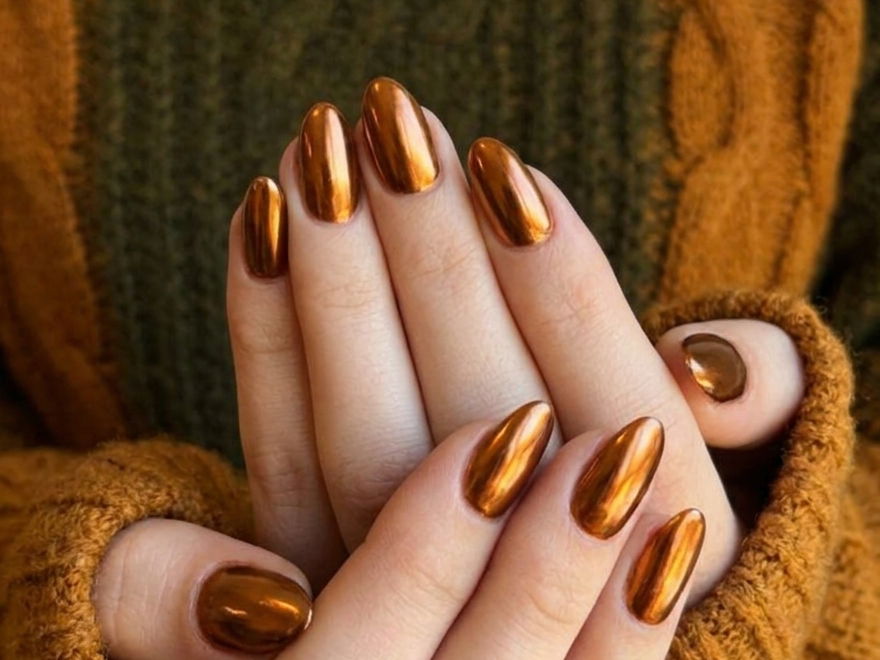 Bronze Nails: Der trendy Metallic-Look ist die perfekte Herbst-Maniküre