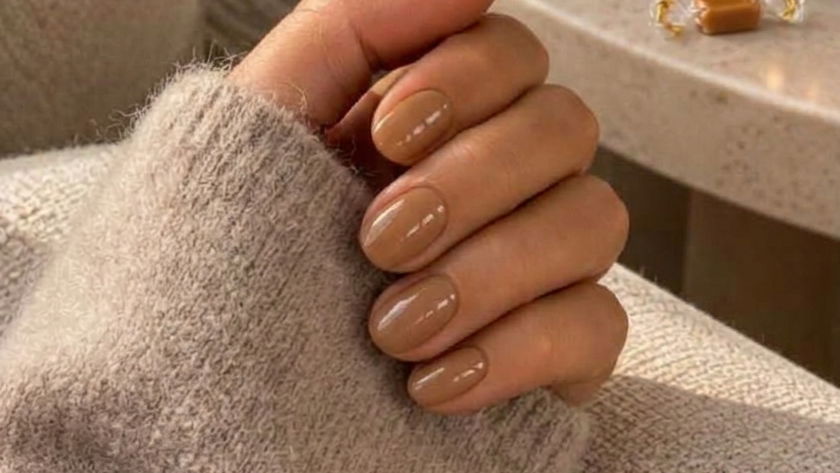 „Caramel Cashmere Nails” verleihen deinen Nägeln den ultimativen Luxus-Look