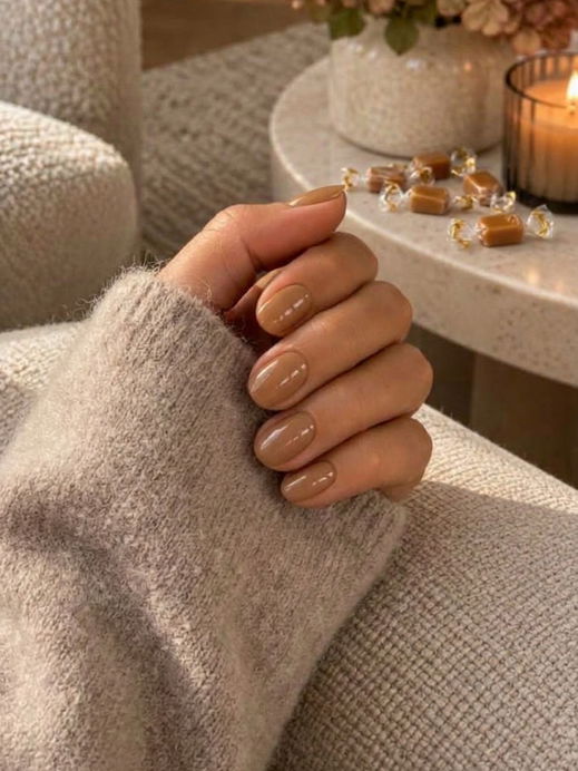 „Caramel Cashmere Nails” verleihen deinen Nägeln den ultimativen Luxus-Look