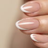 „Double French Nails” zaubert französische Eleganz auf deine Nägel