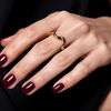 Merlot Nails: Dieser edle Nageltrend ist perfekt für den Herbst