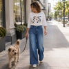 Aktuelle Jeans Trendschnitte: So angesagt sind Barrel, Ballon und Wide Leg