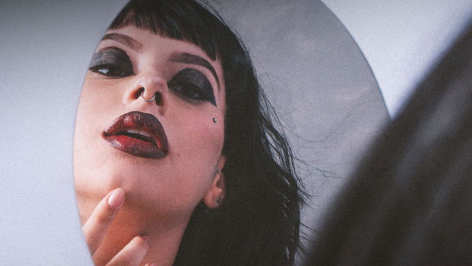 Halloween 2026: 5 trendy Make-up-Looks, die elegant statt blutig sind