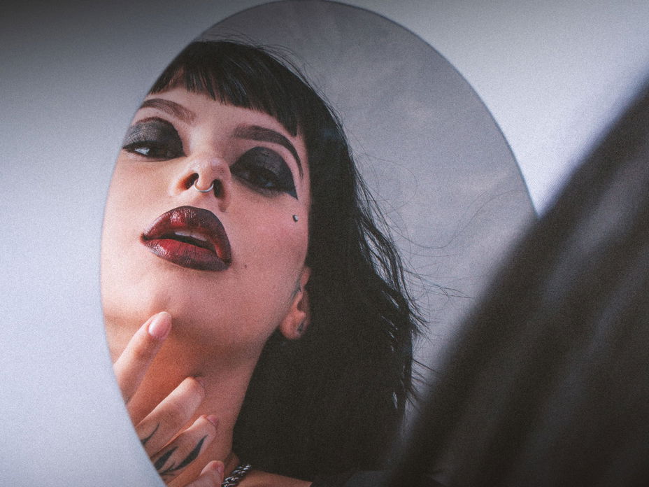 Halloween 2026: 5 trendy Make-up-Looks, die elegant statt blutig sind