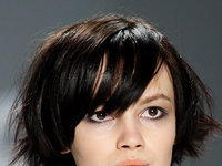 trendfrisur-bob-200x300-bild-3-801687.jpg