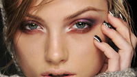 Metallic-Nagellack: Der Trend vom Catwalk