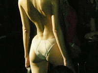 viel-nackte-haut-bei-der-berlin-fashion-week-200x250-bild-1-311689.jpg