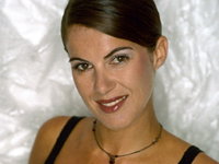 werden-sie-fit-und-sexy-wie-ein-bondgirl-200x300-236510-236510.jpg