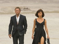 so-schaffen-sie-es-zum-bond-girl-body-200x300-236524-236510.jpg