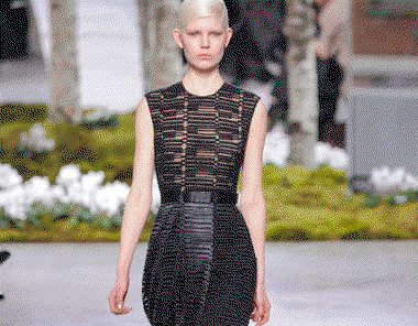 h-boss-1073-aw15-pw-gifgorunway-380-1858568.gif