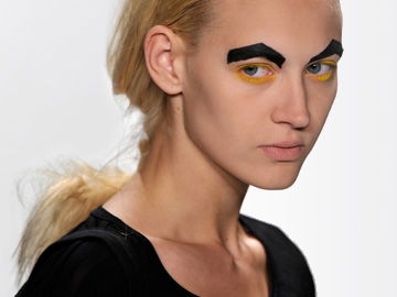 patrick-mohr-fashionshow-sommer-2012-480x270-1255059.jpg