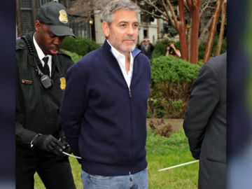 george-clooney-verhaftet-480x270-1568797.jpg