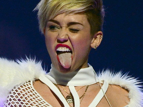 miley-2026174.jpg