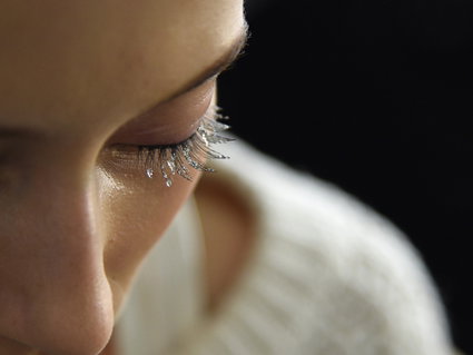 carolina-herrera-lashes-2027986.jpg
