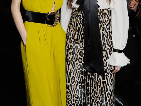cavalli-models-backstage-480-2031662.jpg