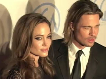angelina-jolie-schenkt-brad-pitt-einen-helikopter-480x270-1598771.jpg