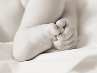 wie-fotografiere-ich-mein-baby-richtig-200x300-bild-2-25216.jpg