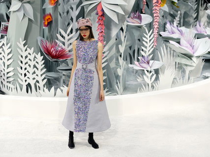 chanel-haute-couture-spring-summer-2015-480-2021645.jpg