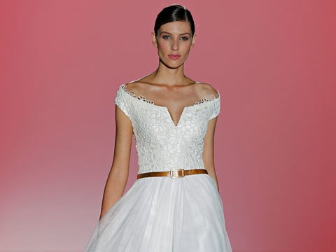 h-laguna-wedding-gown-2005136.jpg