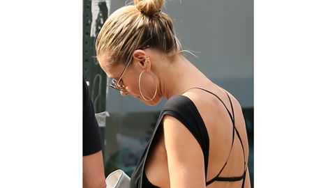 Sideboobs: Das seitliche Dekolleté