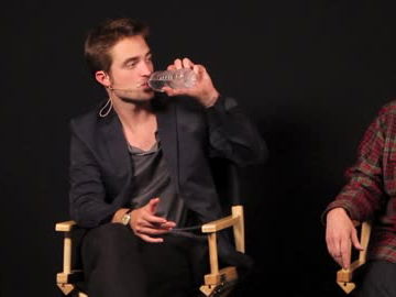 robert-pattinson-fuehlt-sich-einsam-480x270-1848830.jpg