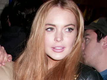 lindsay-lohan-baut-unfall-und-beluegt-polizei-480x270-1613043.jpg