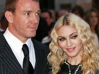 madonna-und-guy-ritchie-sollen-scheidung-planen-200x300-223029.jpg