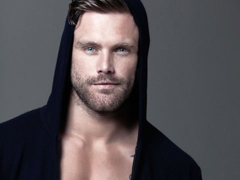 nick-youngquest-1846858.jpg