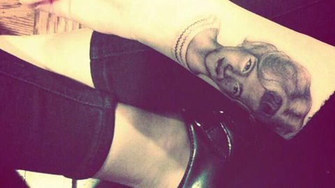 Miley Cyrus neues Tattoo zeigt ihre Großmutter