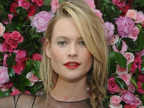 behati-prinsloo-1855472.jpg