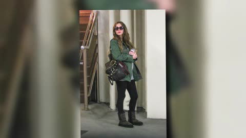 Megan Fox zeigt ihren Babybauch