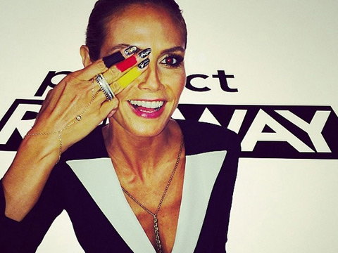 heidi-klum-instagram-wm-finale-480x480-1968985.jpg
