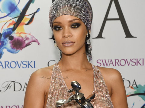 495364947-rihanna-480x360-1957868.jpg