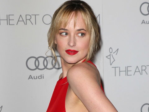 dakota-johnson-1851859.jpg