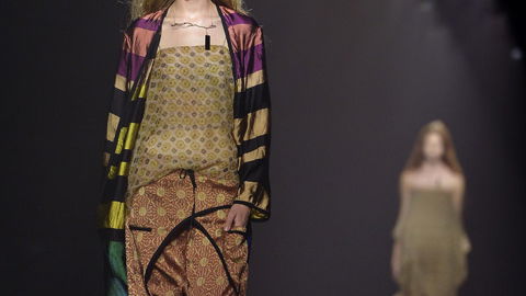 Dries van Noten und der bemooste Laufsteg