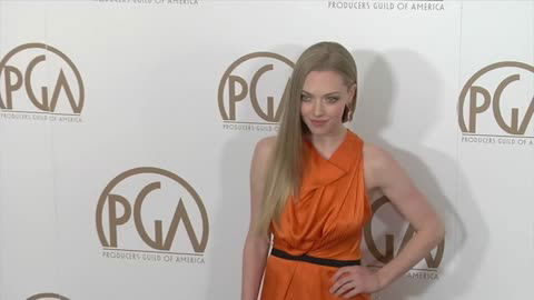 Amanda Seyfrieds Brüste werden immer kleiner