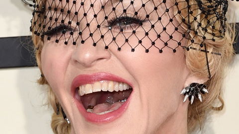 Madonnas Po bei den Grammys 2015