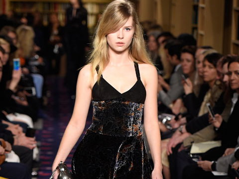 lottie-moss-die-kleine-schwester-von-kate-moss-480x721-1271364.jpg