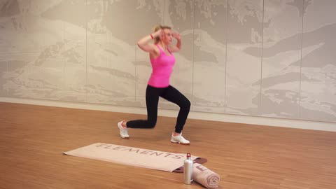 Mini-Workout: Zirkel 1 - Ausfallschritt mit Drehung