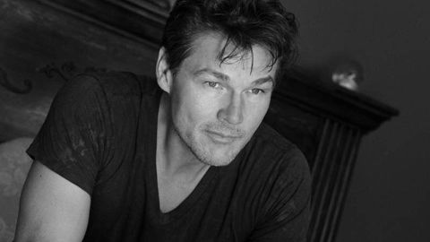 Interview mit Morten Harket: "Ich backe Plätzchen"