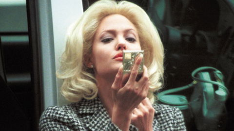 Angelina Jolie mit blonden Haaren!