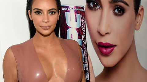 Kim Kardashian gibt die Madonna