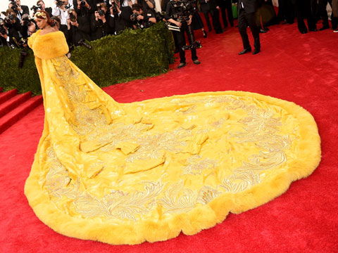 rihanna-meme-vorlage-met-2015-480-2049707.jpg