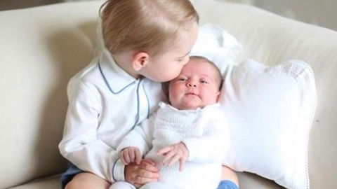Prinzessin Charlotte: Erstes offizielles Foto und Tauftermin