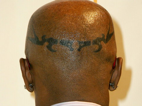 jamie-foxx-kopf-tattoo-1966906.jpg