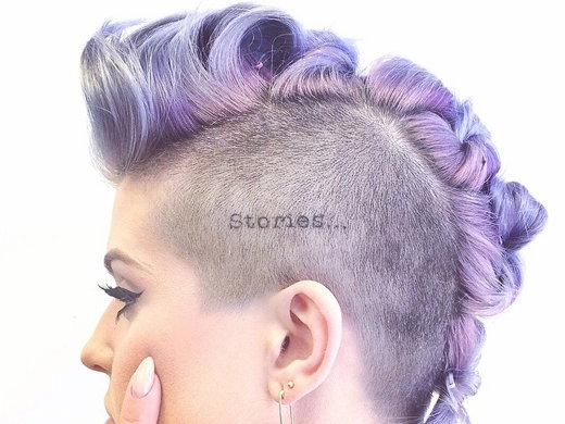 kelly-osbourne-kopf-tattoo-1966906.jpg