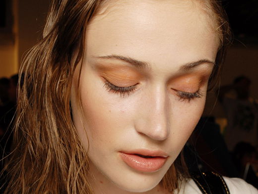 wetlook-fuer-die-augen-520x400-98340.jpg